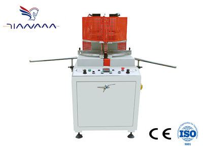 Single-head variable-angle welding machine